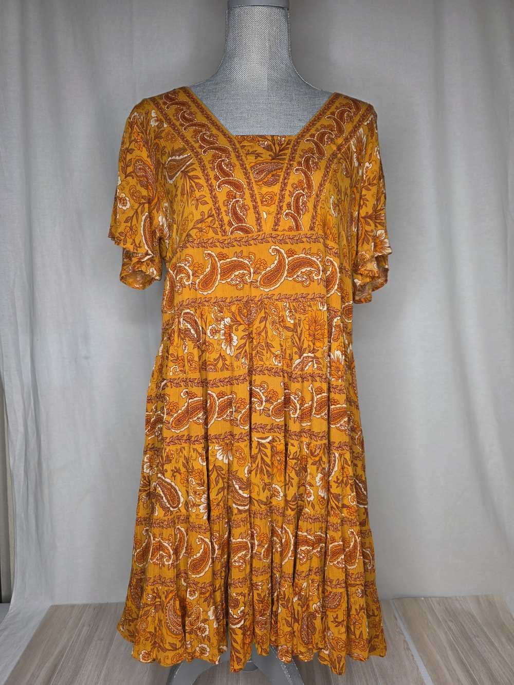 Bila Paisley Midi Dress in Mustard and Rust